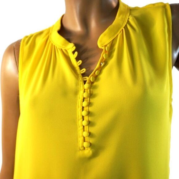 Banana Republic Yellow Sleeveless Blouse Mandarin Collar Button Placket Size M - Picture 1 of 12